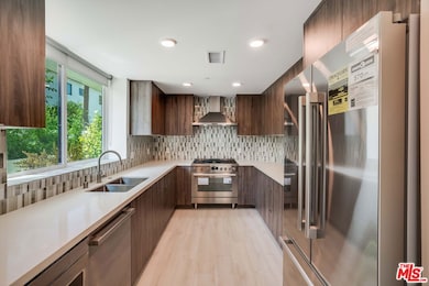 1021 S Shenandoah St unit 102, Los Angeles, CA 90035 - photo 3