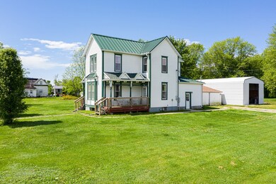 501 W North St, Shumway, IL 62461 - photo 2