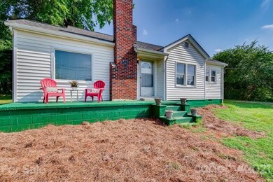 351 Millsaps Rd, Statesville, NC 28625 - photo 2