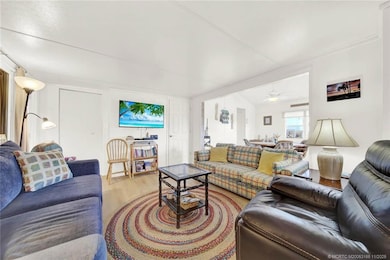 10725 S Ocean Dr unit 465, Jensen Beach, FL 34957 - photo 5