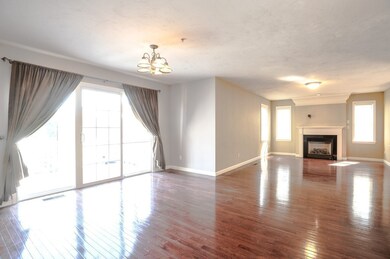 406 Hampton Way, Abington, MA 02351 - photo 5