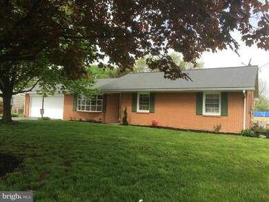 2941 Philadelphia Ave, Chambersburg, PA 17201 - photo 4