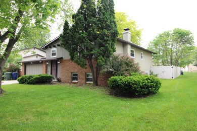 6301 Skywae Dr, Columbus, OH 43229 - photo 3