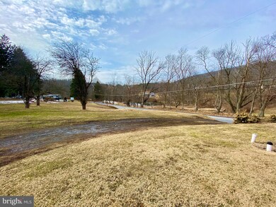 128 Barry Rd, Ashland, PA 17921 - photo 4