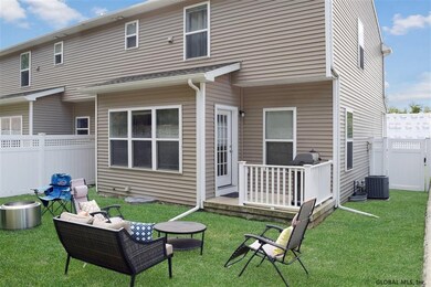 63 Lona Ln, Rensselaer, NY 12144 - photo 4