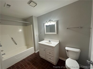 5853 Century Oaks Dr unit A, Fayetteville, NC 28314 - photo 7