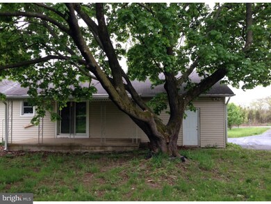 1081 Gravel Pike, Green Lane, PA 18054 - photo 2