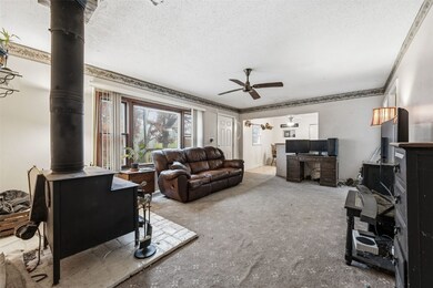 1724 O Ave NW, Cedar Rapids, IA 52405 - photo 6