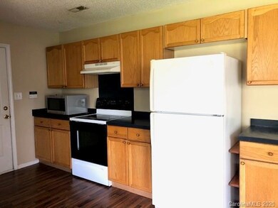 3718 Chepstow Ct, Charlotte, NC 28262 - photo 2