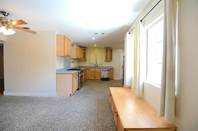 4843 E Oslin Ave, Fresno, CA 93727 - photo 2