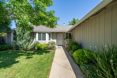 5782 Old Barn Way-7