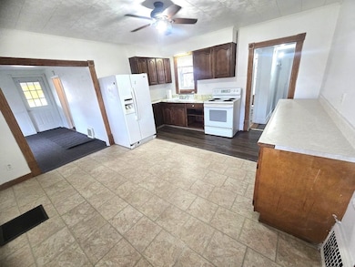 322 S Hemlock Rd, Hemlock, MI 48626 - photo 6