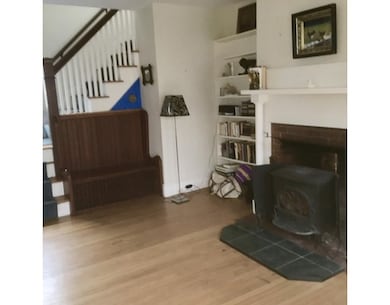 27 Kendrick Place, Amherst, MA 01002 - photo 3