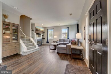 2704 Oak Leaf Ct, Odenton, MD 21113 - photo 6