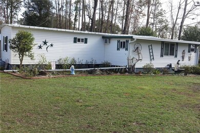 New siding and metal roof. Outdoor lights wired ac