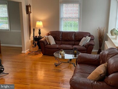 214 Walnut Hill Ln, Havertown, PA 19083 - photo 6