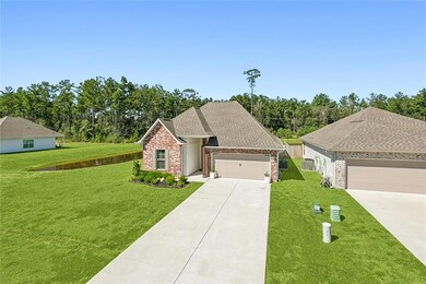 11297 Clover Knoll Dr, Covington, LA 70433 - photo 2