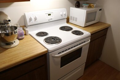 204 Mechanic St unit 5, Lebanon, NH 03766 - photo 6