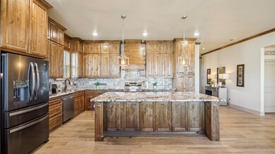 220 Delatorre St, Trenton, TX 75490 - photo 6