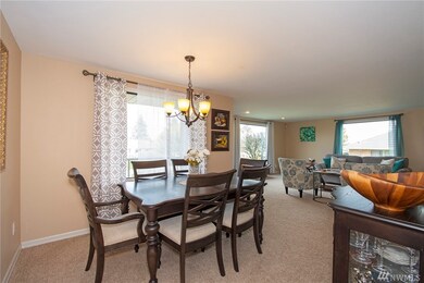 3809 Soundview Dr W, University Place, WA 98466 - photo 4