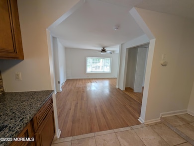 Living Room/Dining Area