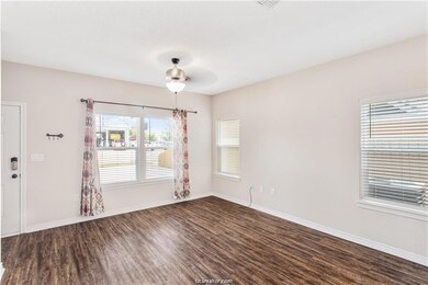 2108 Cavitt Ave unit C, Bryan, TX 77801 - photo 3