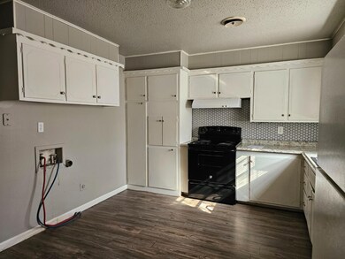 Kitchen in 6503 Ave R #A