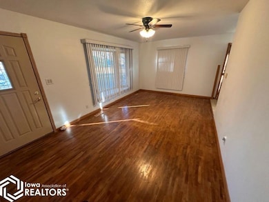 419 S Pocahontas St, Ottumwa, IA 52501 - photo 7