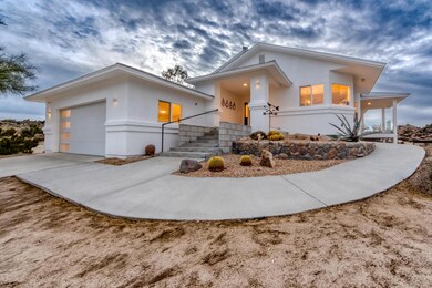 5470 Grand-11