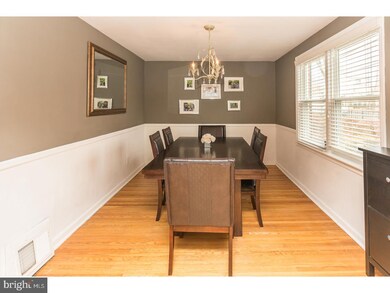 804 Earlington Rd, Havertown, PA 19083 - photo 7