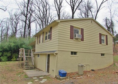 93 Chestnut Hill Rd, Emmaus, PA 18049 - photo 3