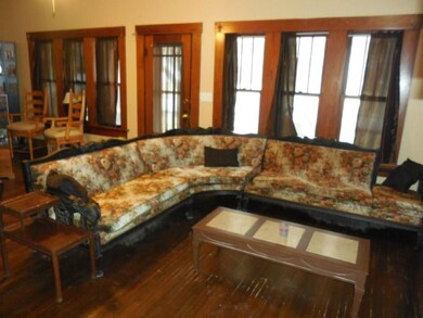 146 N Mock St, Prairie Grove, AR 72753 - photo 2