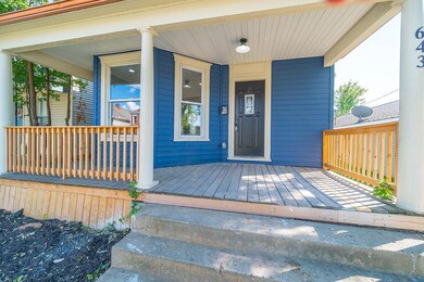 643 Siebert St-4