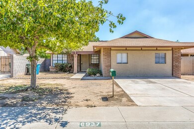 8937 W Flower St-2
