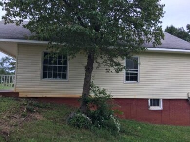 51 N Main St, Inman, SC 29349 - photo 2