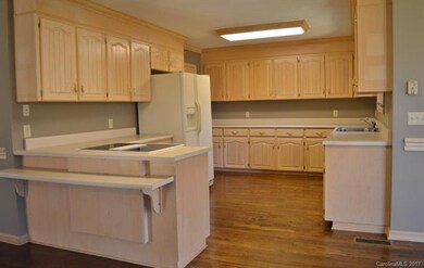 Open Kitchen