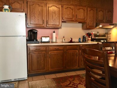 5 S Nicholas St, Saint Clair, PA 17970 - photo 6