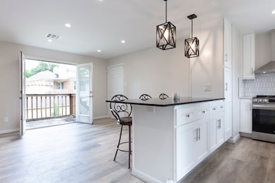 3203 Oakmont St, Houston, TX 77021 - photo 4