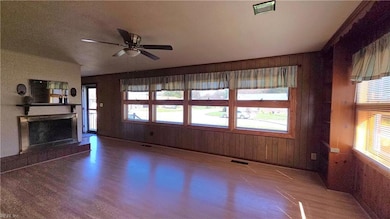 118 Findley Square, Hampton, VA 23666 - photo 6