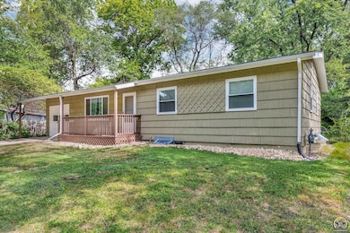 1014 Lawrence Ave, Lawrence, KS 66049 - photo 4