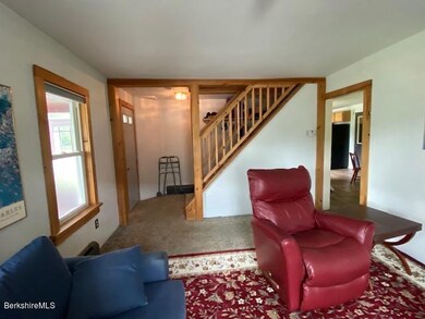 13 Enterprise St, Adams, MA 01220 - photo 6