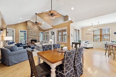 03_18678OldfiledRd_369001_DiningRoom_Low