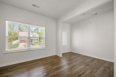 557 Cliff St, Morristown, TN 37814 - photo 2