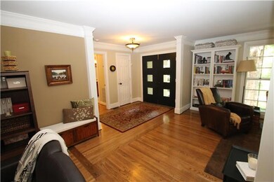SPACIOUS ENTRY FOYER