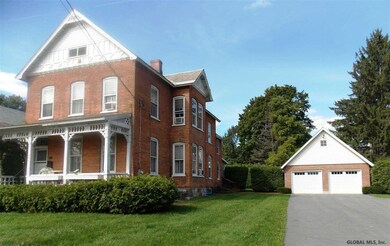 161 Church St, Saratoga Springs, NY 12866 - photo 3