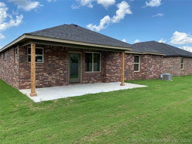 3619 E Cherryhill Ct, Broken Arrow, OK 74014 - photo 5