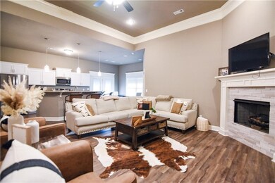 711 Captain Hopkins St, Prairie Grove, AR 72753 - photo 3