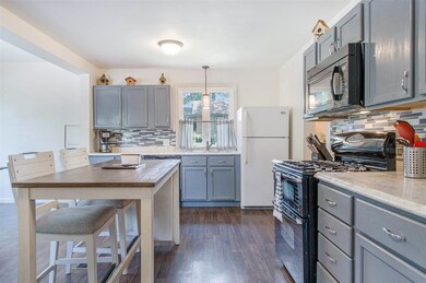 Spacious Countertops