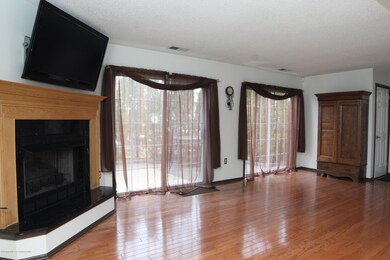 48 Madison Ct, Tinton Falls, NJ 07712 - photo 4