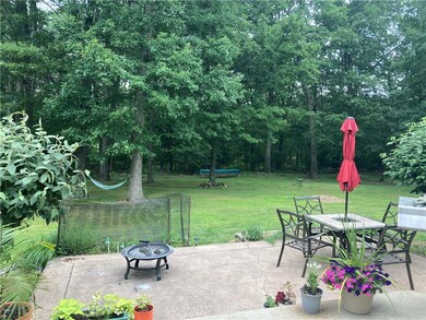 332 S Franklin St, Pen Argyl, PA 18072 - photo 5